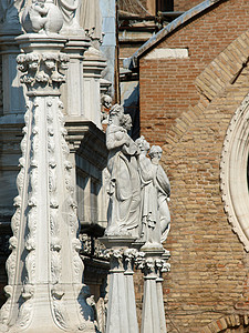 威尼斯Doge宫大理石地方游客拱廊艺术雕像阳台假期石头雕塑图片