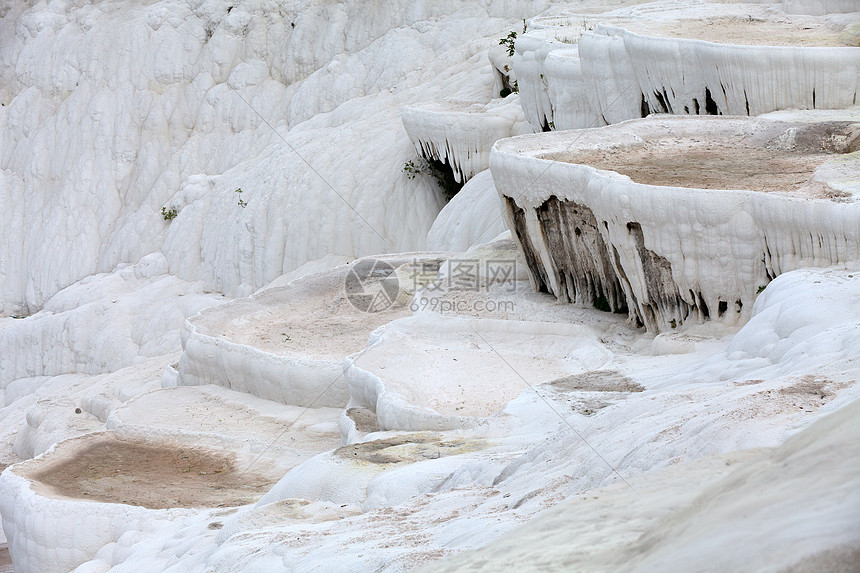土耳其帕穆卡勒的特雷弗丁池和梯田蓝色盆地假期石灰石青色地标水池岩石瀑布矿物图片
