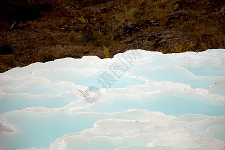 土耳其帕穆卡勒的特雷弗丁池和梯田水池地标温泉地质学洗澡石灰华矿物旅游蓝色瀑布图片