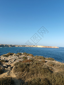 葡萄牙附近海岸沿岸石窟荒野航海保险灯塔悬崖旅行地平线危险海洋图片