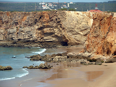 葡萄牙圣文森特角附近的古迹悬崖海岸全景危险海洋蓝色波浪地平线石窟旅游荒野岩石图片