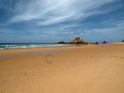 葡萄牙阿尔加夫附近海岸线场景悬崖支撑海滩岩石海岸旅行海洋图片