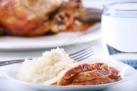 鸡和饭饭家禽桌子食物盘子晚餐玻璃烤肉香料用餐美食图片