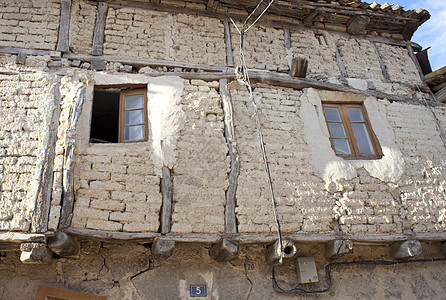 旧房子村庄废墟建筑学墙壁瓷砖拆除生活粉碎街道谷仓图片