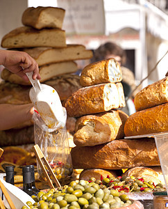 橄榄和面包 街头市场早餐美味食物维生素团体农场面包屑脆皮小吃饮食图片
