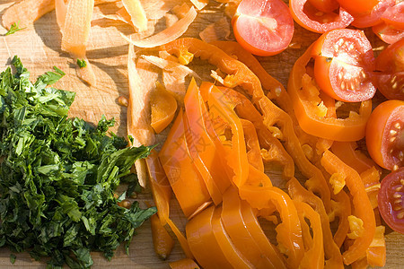 切菜板上的蔬菜营养饥饿橙子红色晴天胡椒厨师食物美食饮食图片