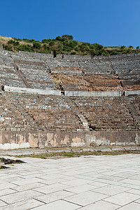 古代城市伊夫苏斯的希腊罗马两栖剧院游客文化旅游剧院建筑帝国画廊竞技场石头皇帝图片