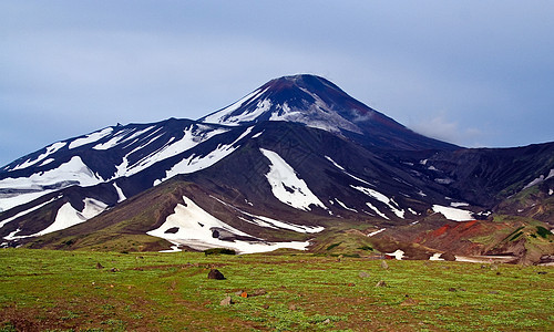 堪察加火山阿瓦欣斯基火山地形锥体气体顶峰首脑娱乐陨石山脉硫化物天空图片