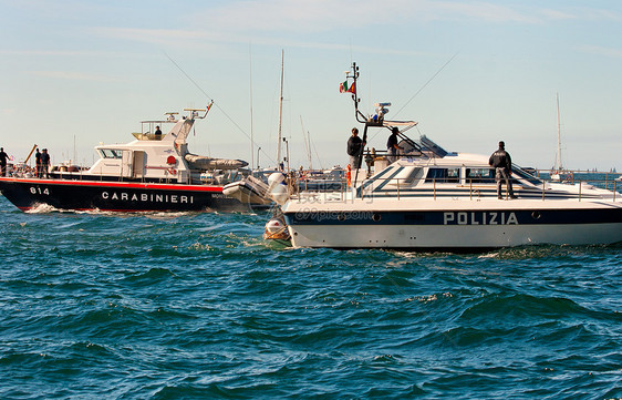 的里雅斯特 Barcolana 2009  的里雅斯特帆船赛警察优胜者波浪微风蟒蛇衬套桅杆血管天堂分支机构图片