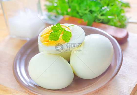 煮鸡蛋午餐美食小吃早餐香菜粮食牛奶饮食蛋黄烹饪图片