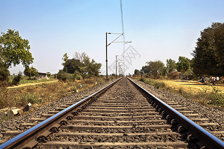 印度铁路线路 带有高铺电缆图片