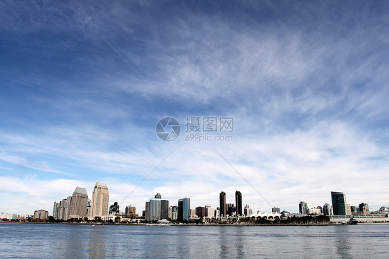 圣地亚哥天线旅游海岸港口天空海洋摩天大楼景观旅行海岸线蓝色图片