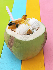 椰子冰淇淋加南瓜和玉米图片