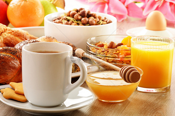 早餐 包括咖啡 面包 蜂蜜 橙汁 梅斯利a果汁杯子玻璃杂货店健康桌子饮食香蕉水果盘子图片