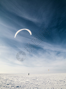 盘边或雪花风筝力量危险闲暇追求空气假期行动阳光滑雪浪板图片