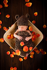 新生儿男婴孩子身体童年午睡羊毛帽地面睡眠新生帽子生活图片