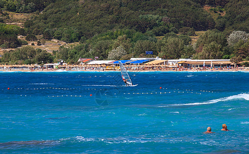 克罗地亚巴斯卡海水旅行棕褐色冲浪者假期远景蓝色天蓝色海滩旅游图片