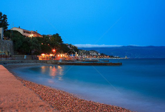 克罗地亚巴斯卡旅游波浪远景海滩旅行场景天空假期冲浪天蓝色图片
