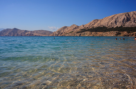克罗地亚巴斯卡荒野海水远景海滩沿海天蓝色蓝色场景旅游假期图片