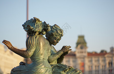 里雅斯特的女神像艺术纪念碑裁缝城市雕像青铜旅游女性女裁缝文化图片