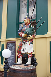 苏格兰风笛手雕像图片