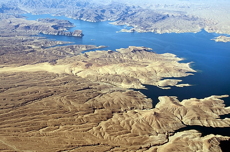 科罗拉多河和米德湖的空中视图蓝色国家公园天线旅游编队天空峡谷地质学旅行图片