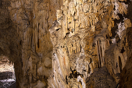 巨洞 斯哥尼科 里雅斯特矿物石灰石岩石冒险钟乳石石头洞穴学柱子阴影大道图片