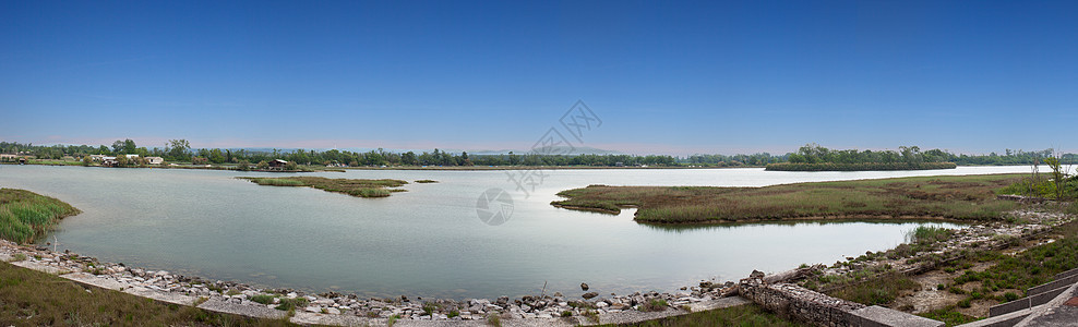 伊索拉迪耶拉锥形植被小马湿地自然保护区废墟图片