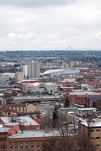 spokane 城市立交桥日落驾驶建筑树木街道瀑布汽车市中心图片