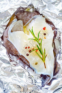 生鱼烹饪市场香料柠檬蔬菜饮食食谱美食迷迭香营养图片