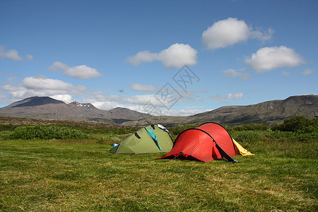 露营帐篷冒险风景娱乐营地绿色山脉假期旅游观光旅行图片