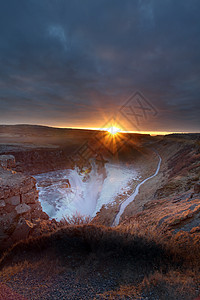 Gullfos 水瀑冰地旅行峡谷地标黄金日落景点活力力量岩石戏剧性图片