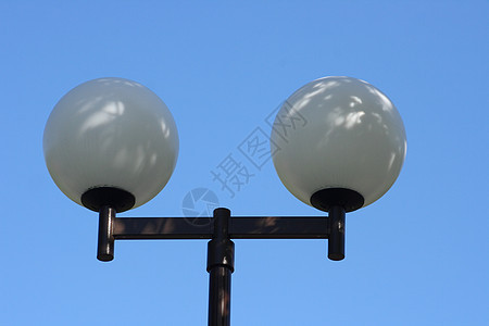 街灯街道灯光城市灯泡照明路灯玻璃圆形灯笼金属图片