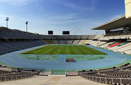 巴塞罗那奥林匹克体育场全景草皮足球阳光天空场地座位看台团体论坛图片