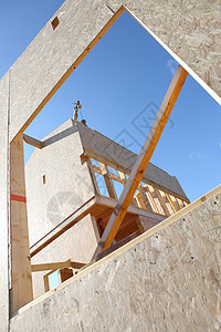 未完成的木木屋住宅指甲木头木材房子木工窗户邮政木板日志图片
