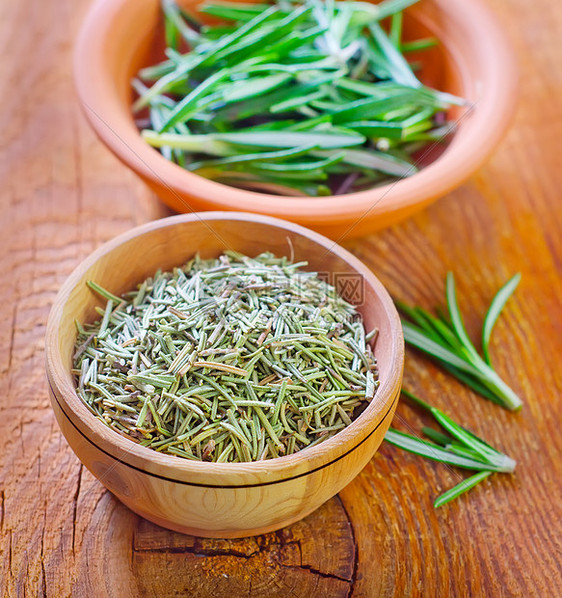 干玫瑰美食香气种子粮食宏观食物烹饪草本植物迷迭香勺子图片