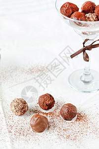 巧克力松露幸福可可杏仁工作室团体展示甜品甜点坚果丝带图片