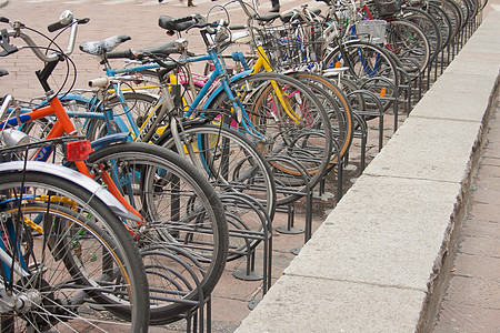 自行车旅游团体金属街道运动踏板车辆城市车轮运输图片