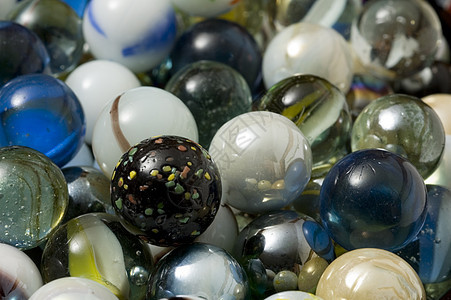 特写 Marbles 背景图片