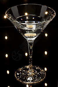 舞池的马提尼俱乐部派对庆典蓝色大都会玻璃反射饮料餐厅夜生活图片