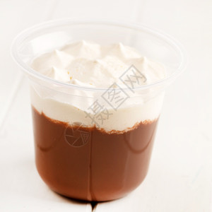 巧克力慕斯咖啡奶油食物早餐摄影棕色甜点美食图片