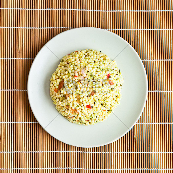 豆豆沙拉食物杂草勺子美食洋葱香料草药盘子拼盘餐厅图片