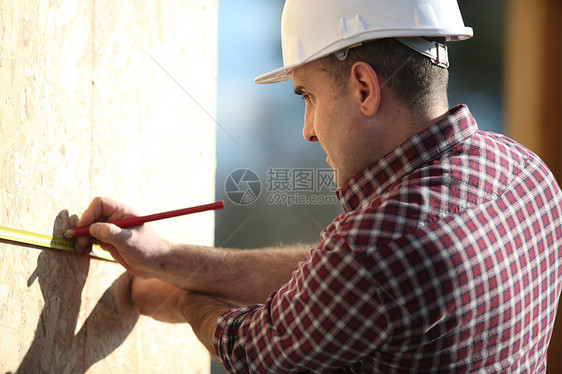 建筑工人标有木木框架图片