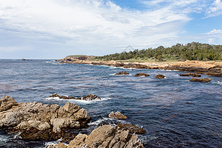 Point Lobos州自然保护区崎岖海洋岩石悬崖地质栖息地构造海景外景生态图片