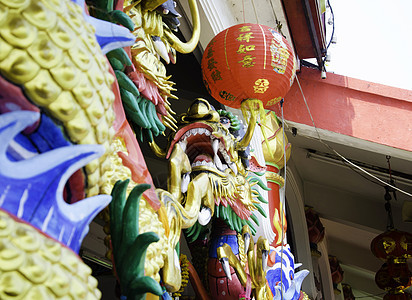 中国风格的龙雕像旅行装饰品信仰宗教怪物动物艺术力量雕塑寺庙图片