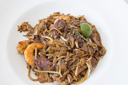 新加坡豆芽大豆洋葱搅拌餐厅对虾盘子香肠摊位味道图片