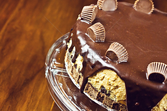 巧克力芝士蛋糕美食桌子食物杯子奶油玻璃糕点黄油牛奶美味图片