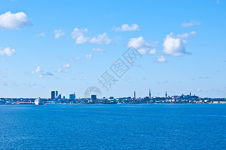 塔林首都风景建筑天际旅行教会蓝色天空历史性城市图片