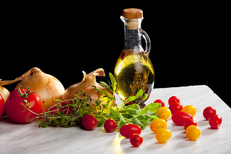 含橄榄油的蔬菜仍可生存草药静物维生素食物洋葱食品内饰营养草本植物图片