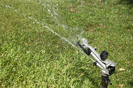 Sprinkler 喷雾器场地流动飞溅园艺绿色灌溉公园院子喷嘴洒水器图片
